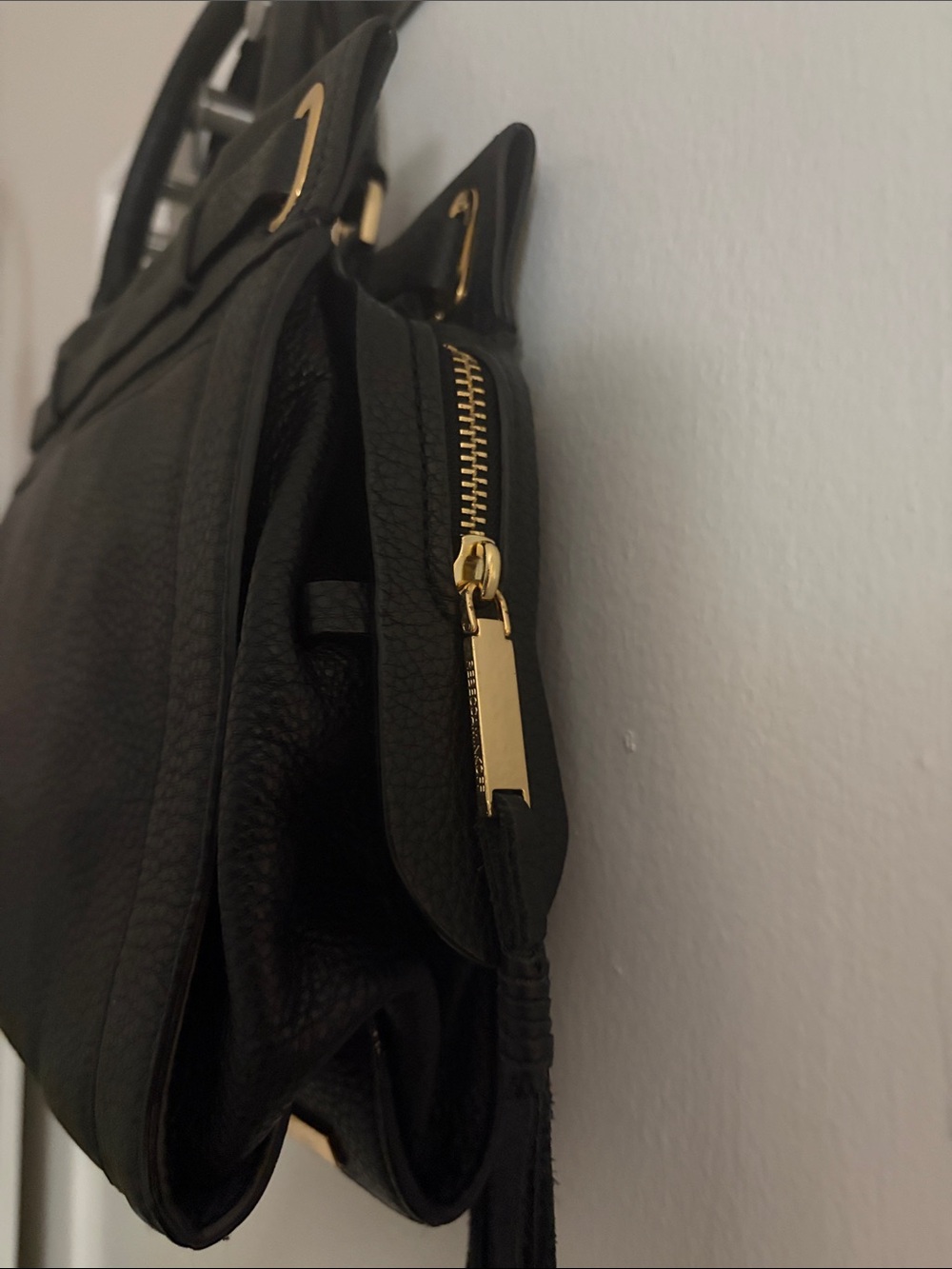 Rebecca Minkoff Pebbled Black Leather Handbag W/ Crossbody Strap & Gold Hardware - Picture 10 of 15
